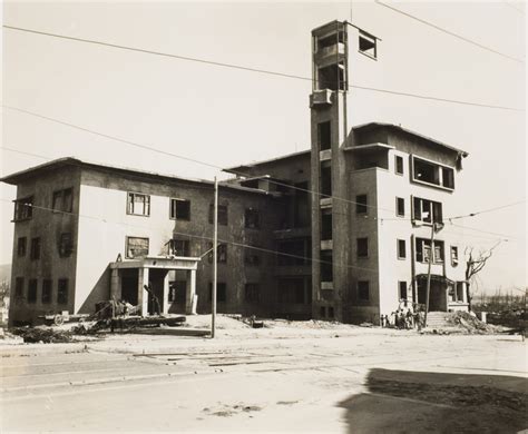 [Ruins of Hiroshima Chamber of Commerce] | International Center of ...