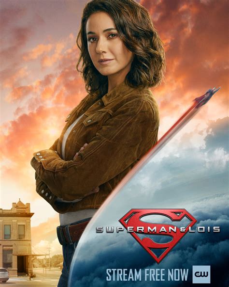 Emmanuelle Chriqui Talks About Playing Lana Lang on “Superman & Lois” – Superman Homepage