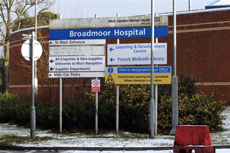 Where is Broadmoor Hospital and which notorious prisoners have been held there? Charles Bronson ...