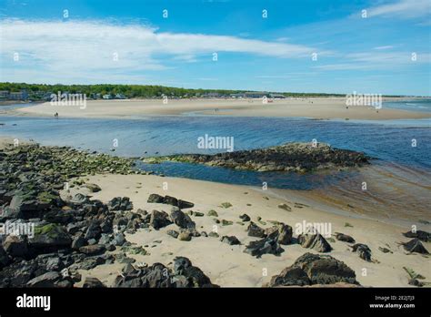 Ogunquit River flows in the Gulf of Maine in Ogunquit, Maine ME, USA Stock Photo - Alamy