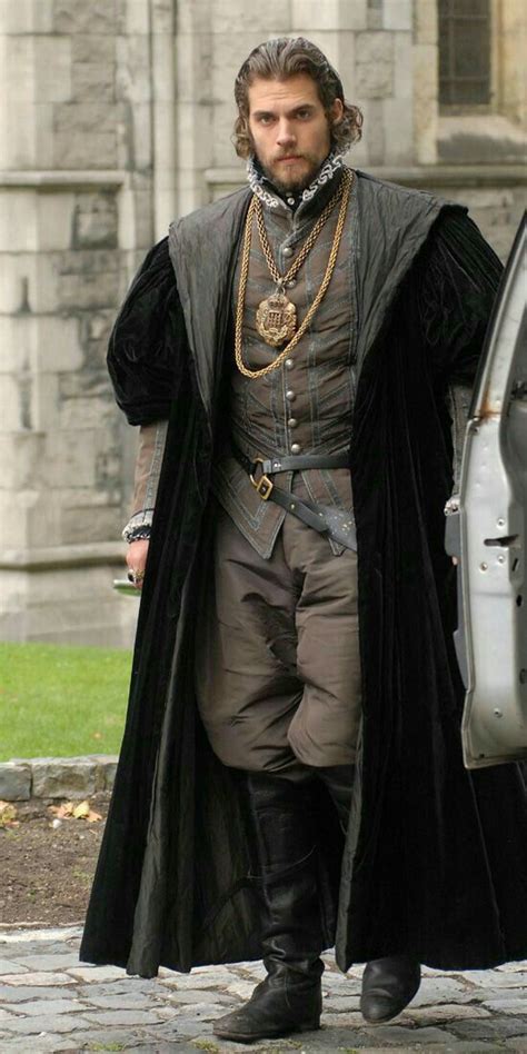 Henry Cavill in The Tudors | Tudor costumes, Charles brandon, Historical fashion