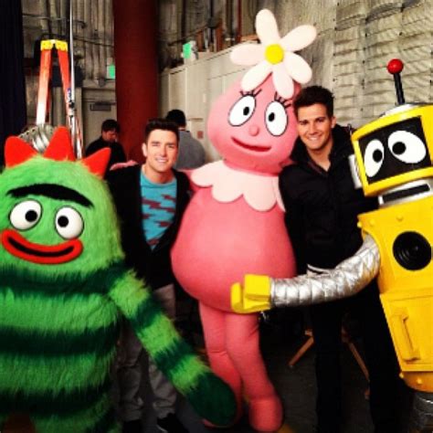 NickALive!: Nickelodeon USA To Premiere Brand New "Big Time Rush" Episode "Big Time Cameos ...