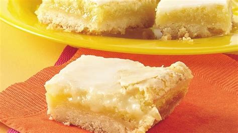 Sunburst Lemon Bars recipe from Betty Crocker