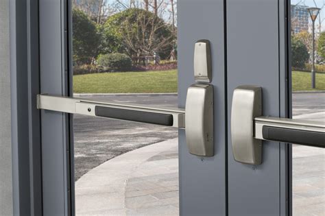 Exit Devices, Panic Bars and Crash Bars: What's in a Name? | ASSA ABLOY DSS