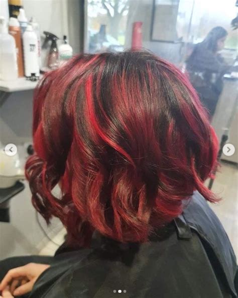 Black Hair with Red Highlights Ideas: Which Stylish Look Will You Choose? - Hair Kempt