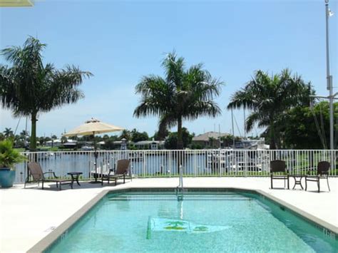 ISLES YACHT CLUB - Updated January 2025 - 1780 W Marion Ave, Punta ...