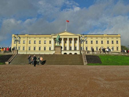 Norwegian Royal Palace (Slottet) in Oslo Norway