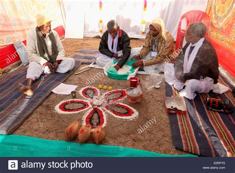 Oraon High Resolution Stock Photography and Images - Alamy