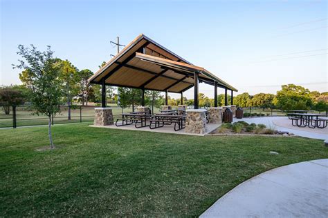 Chisholm Park Family Aquatic Center - Dunaway