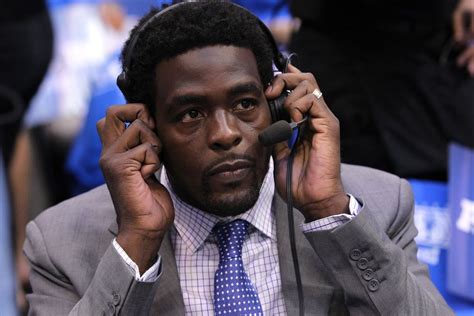 NBA playoffs on TNT: Audio volume is too low; Chris Webber on Marv ...