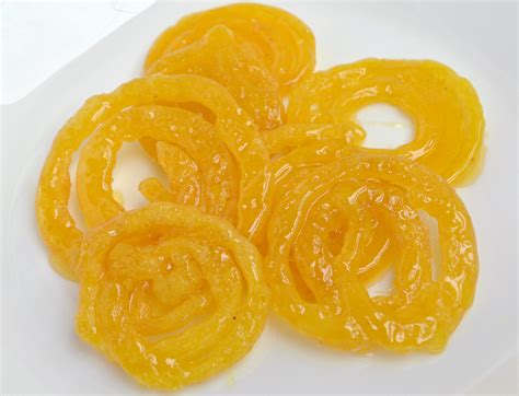 How to Make Jalebi (with Pictures) - wikiHow