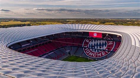 München: Stadtrundfahrt & FC Bayern Fußball-Arena-Tour | GetYourGuide