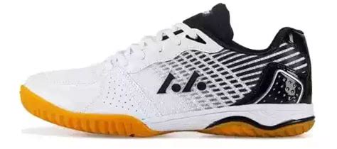 The Best Indoor Pickleball Shoes - The Pickleball Source