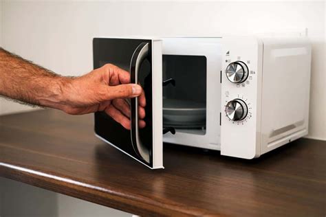 How To Set the Clock on an LG Microwave Smart Inverter | ApplianceTeacher