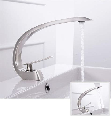 Modern Crane Design Single Handle Basin Faucet – Warmly