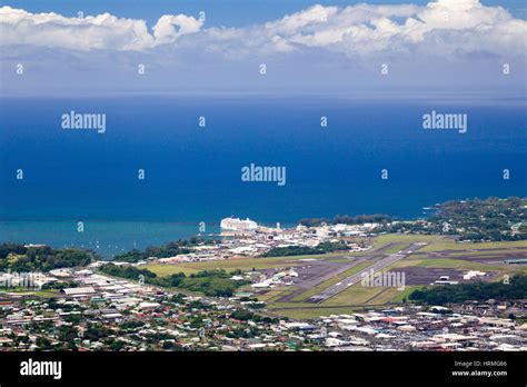 Aerial view over harbor and airport of Hilo on Big Island, Hawaii, USA Stock Photo - Alamy