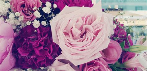 Vintage Pink Rose Wallpaper