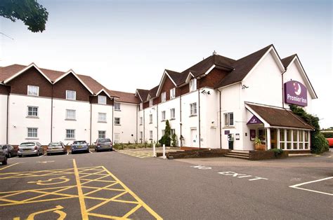 PREMIER INN HORSHAM NORTH (HORSHAM STATION) HOTEL - Updated 2023 Prices ...