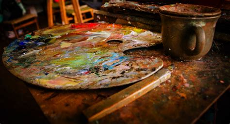 Best Wood Paint Palettes for Artists