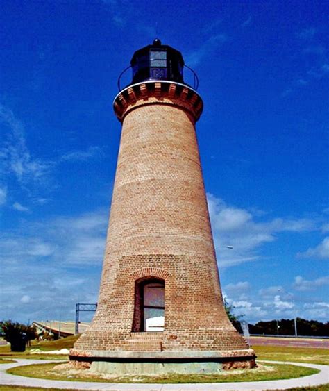 Round Island Lighthouse, Mississippi at Lighthousefriends.com