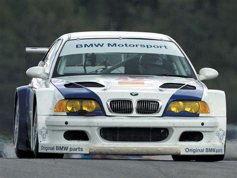 BMW M3 GTR - Car Review, Specification, Images