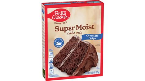 Betty Crocker Favorites Super Moist Chocolate Fudge Cake Mix, 13.25 oz ...