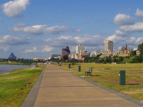 Tom Lee Park, Memphis | East coast travel, Downtown memphis, Favorite places