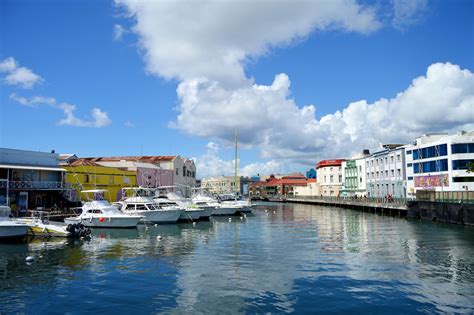 A Brief Guide To Bridgetown, The Historic Capital of Barbados - Traveler Dreams