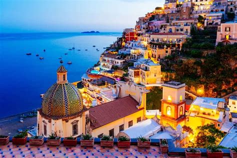 Where to stay in Amalfi Coast, Italy (Local's Guide to the Best Areas) | travelpassionate.com