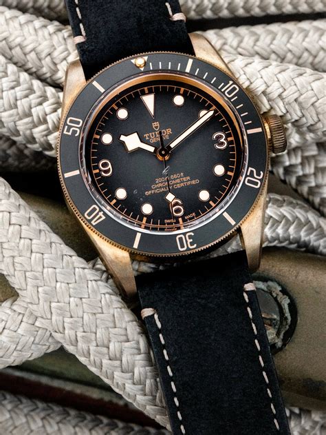 Discover the TUDOR Black Bay Bronze Ref. 79250BA | Mamić 1970