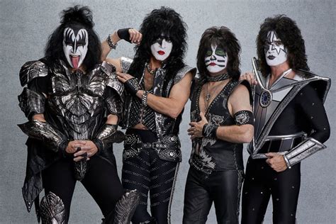 Who's The Mastermind Behind KISS' Iconic Make-up? Gene Simmons Explained