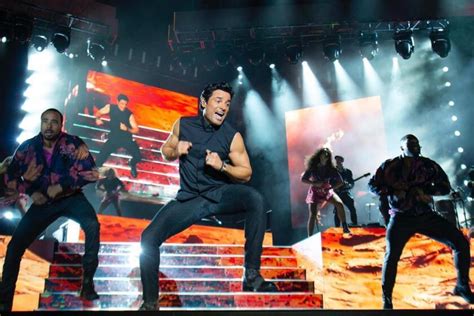 Chayanne pone a bailar a todo el mundo con una exitosa gira que no se detiene - Hoy Los Ángeles