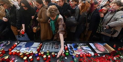 Thousands commemorate St. Petersburg victims (photos) | protothemanews.com