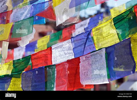 Tibetan prayer flags hi-res stock photography and images - Alamy