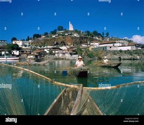 Butterfly, Fishermen, Holiday, Island, Janitzio, Lake, Landmark, Mexico, Net, Patzcuaro, Tourism ...