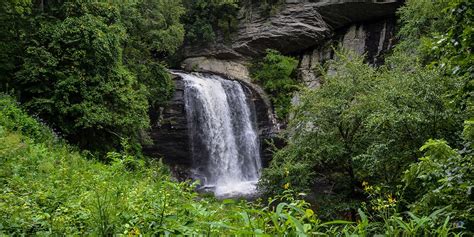 Looking Glass Falls NC (How to See this Wonderful Waterfall)