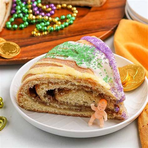 Mardi gras king cake recipe - easy king cake recipe