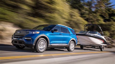 The 2020 Ford Explorer Hybrid Has Impressive Range and MPG | Automobile ...