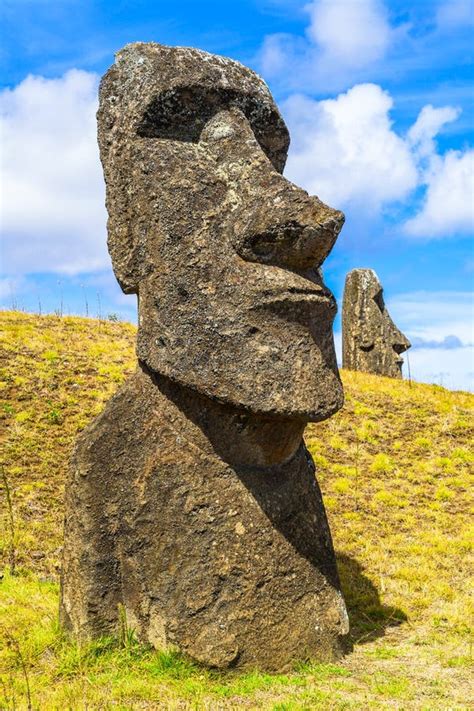 Polynesian Stone Statue At The Rapa Nui National Park Stock Image - Image of mountain, park ...