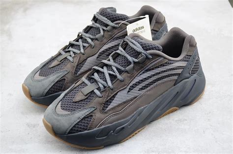 ADIDAS YEEZY 700 V3 Azael「Geode」 – RABBITKICKS