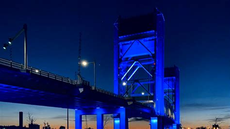 New England landmarks lit up for World Diabetes Day