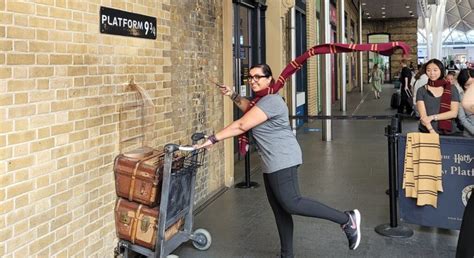 London: Harry Potter Walking Tour with Platform 9 3/4 | GetYourGuide