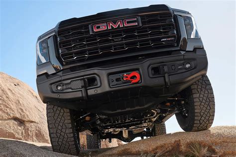 2024 GMC Sierra 2500HD AT4 AT4X AEV Edition Ground Clearance | AUTOBICS