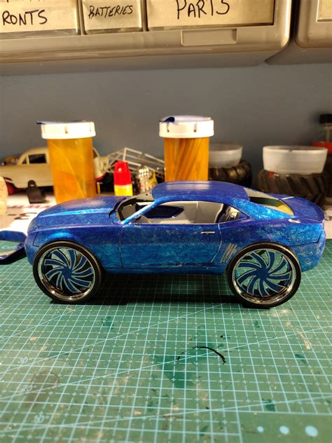 Here's a little something for tha big rims - WIP: Model Cars - Model ...