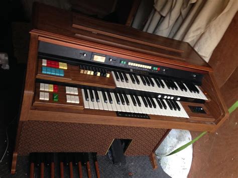 Hammond electric organ (142k)£39. | in Poole, Dorset | Gumtree