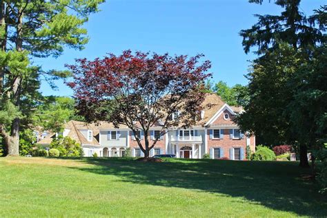 Mansions and Big Homes for Sale in Wilton CT: Buy Old or Modern Big ...