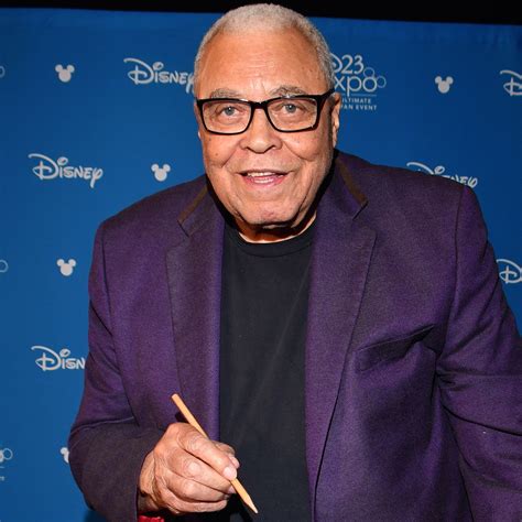 James Earl Jones, Star Wars and The Lion King Voice Actor, Dead at 93 ...