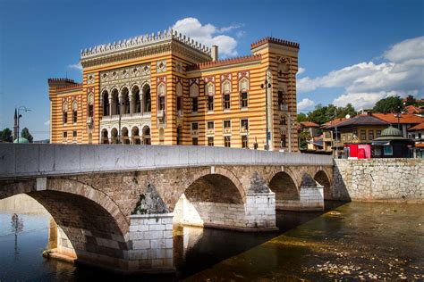 Sarajevo – European Jerusalem – walking tour – Fortuna Tours Mostar