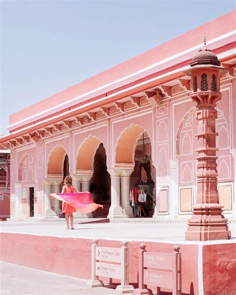 Why is Jaipur called as Pink City : Namaste! | Gozo cabs journey across ...