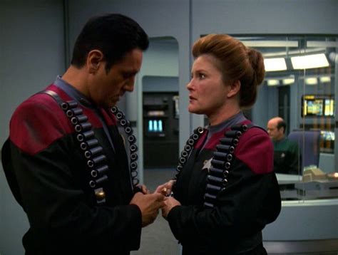 Best Star Trek: Voyager Time Travel Episodes